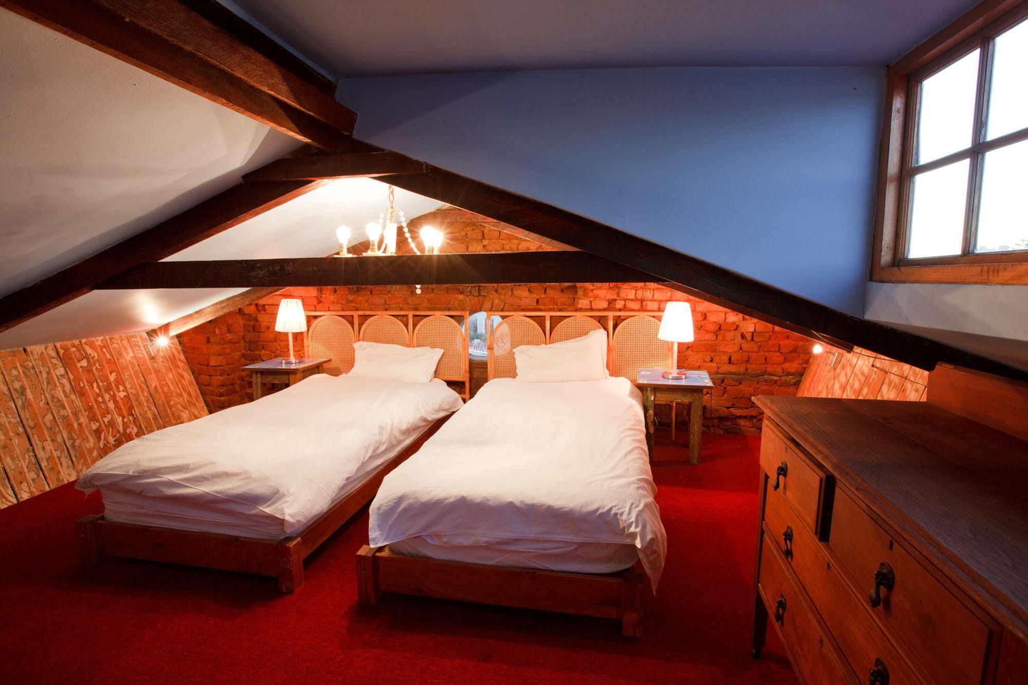 Sweet Lemon Boutique Bed & Breakfast Cape Town Exterior photo
